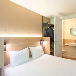 premiere-classe-toulon-la-seyne-sur-mer.fr-provencehotel.com/