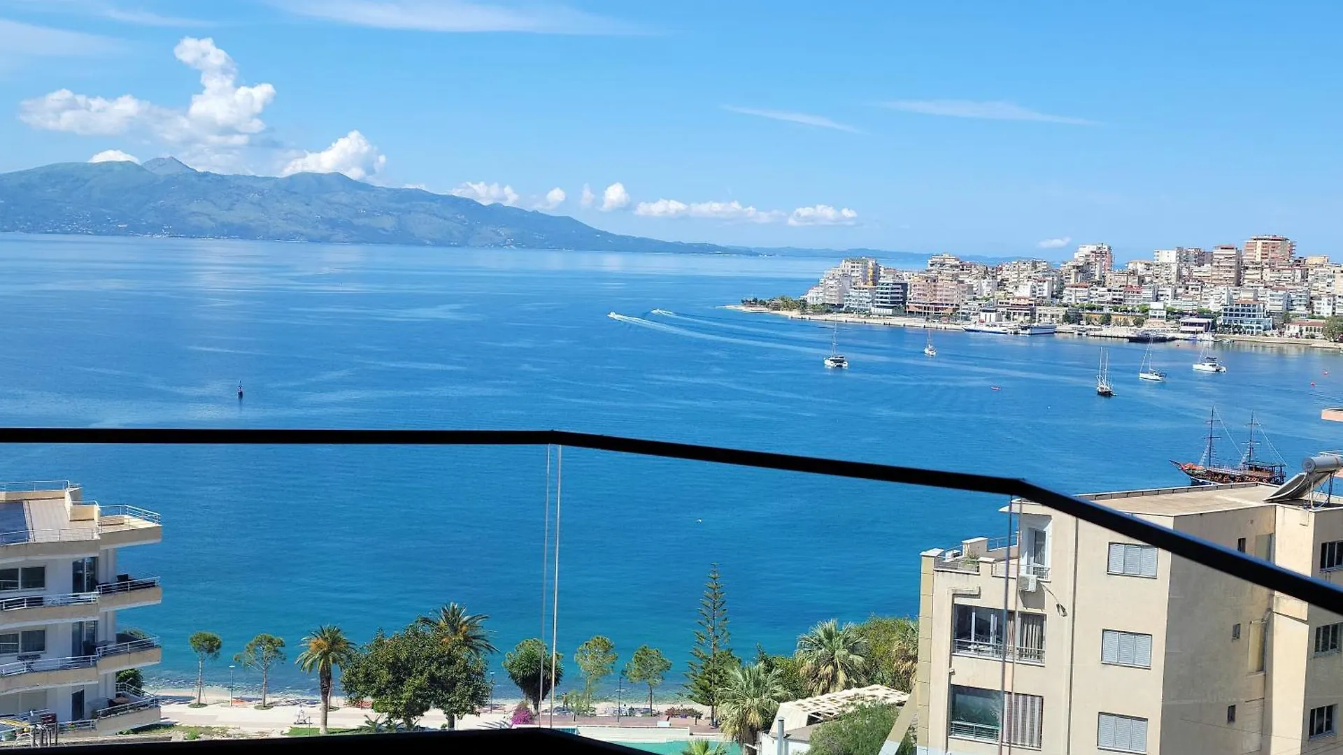 Villa Crystal Sarande